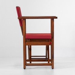 Vue de côté chaise d'extérieur pliante en bois et tissu outdoor rouge