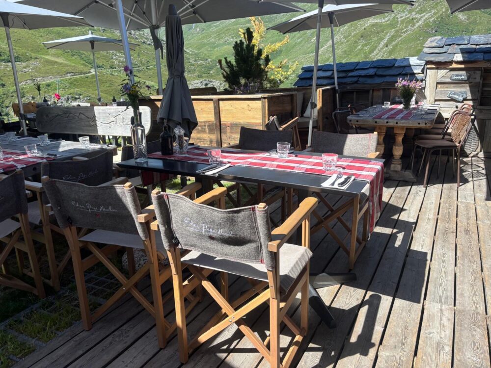 Casadelmar table rose poudre ESTIU Azur Confort 